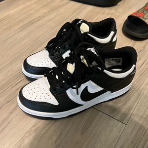 Nike Panda Dunks